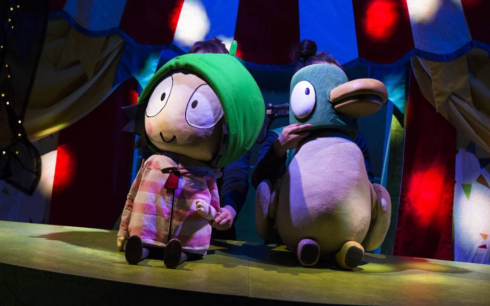 Sarah & Duck's Big Top Birthday (previous cast). Photo Credit Pamela Raith (5)